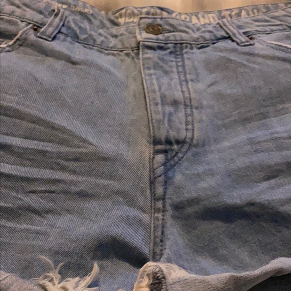 New Volcom - Picture 2 of 10